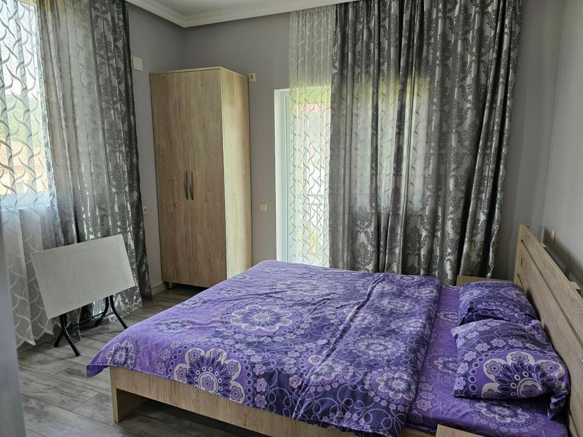 Tete Guest House Батуми Экстерьер фото